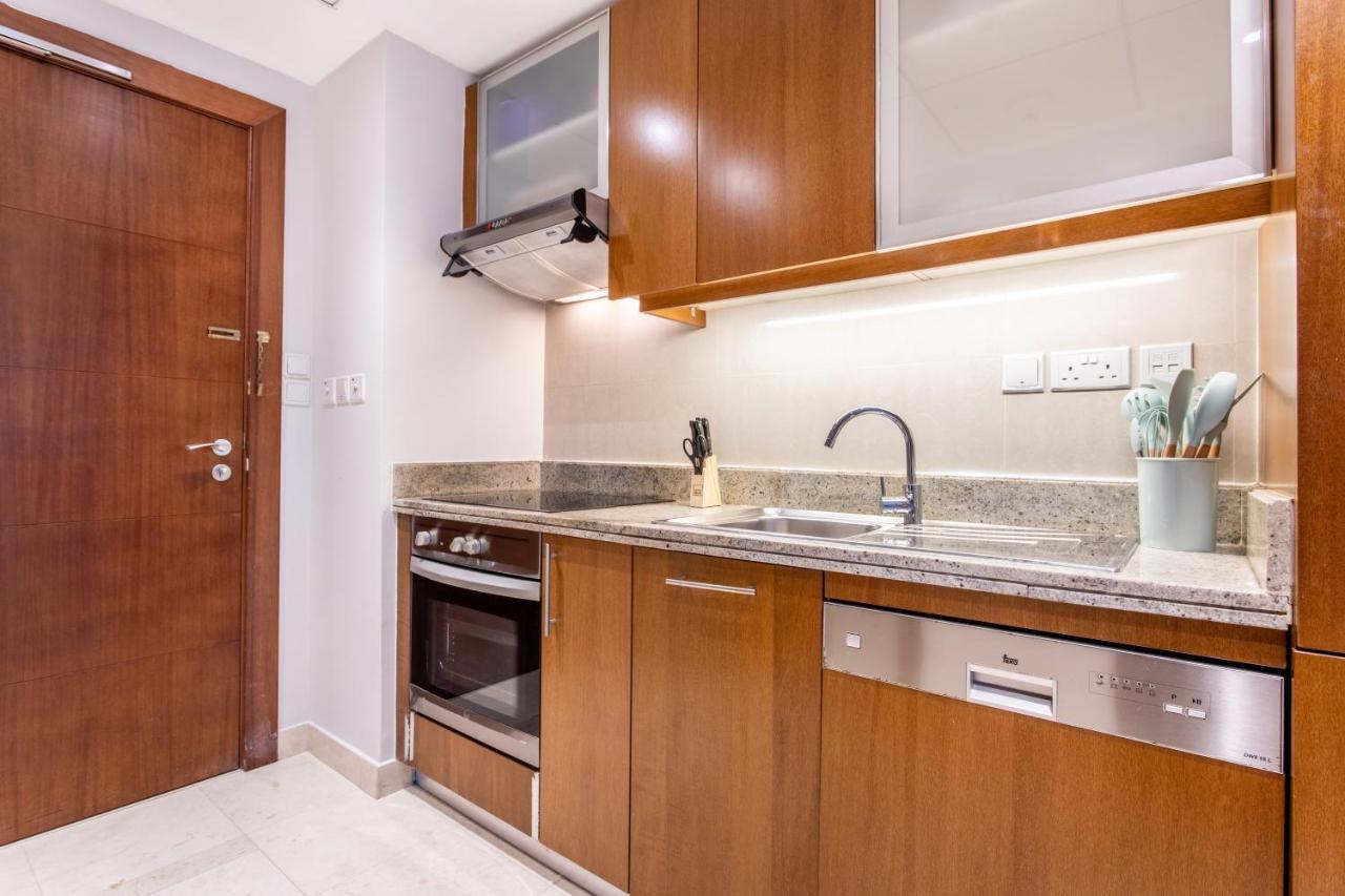 Icon Casa Living - Boulevard View Дубай Экстерьер фото